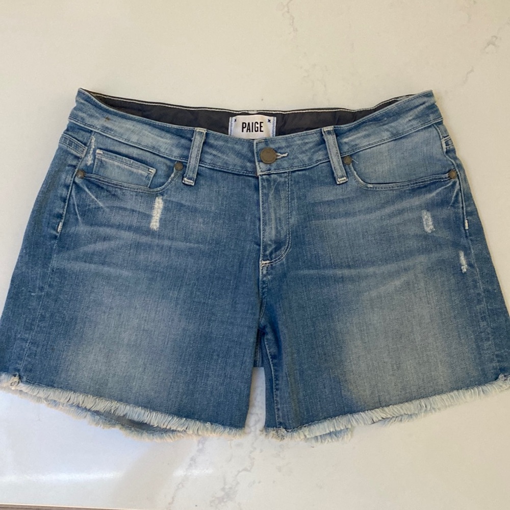 Paige sz 27 Jimmy Jimmy short light wash jean shorts